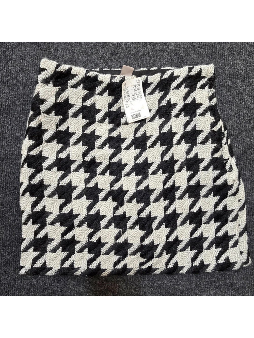 H&M Houndstooth Knit Mini Skirt NWT Black Off-White Dark Academia Size 2